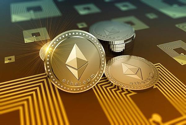 比特币突破4.2万美元背后的金融革命：华尔街17万亿资金即将入场